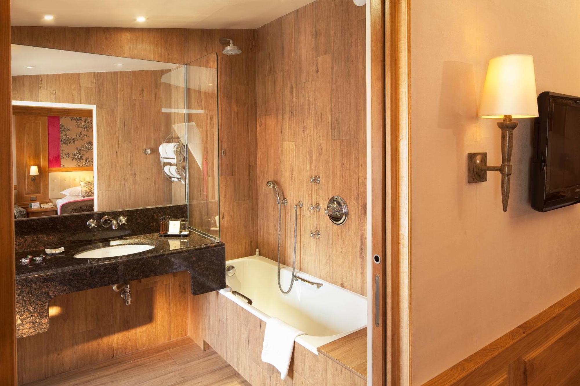 Hotel La Perle Saint Germain Des Pres Parigi